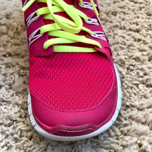 Nike Free Run 5.0 - Neon Pink/Yellow-Green - Picture 4 of 6